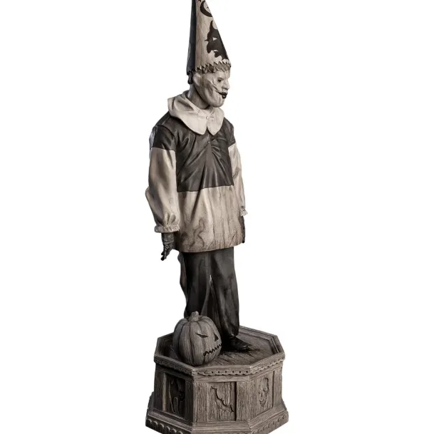 Ghosts Of Halloween - Gunnar Statue