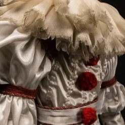 IT - Pennywise Premium Scale Doll