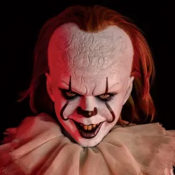 IT - Pennywise Premium Scale Doll
